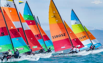 Hobie Cat, Cagliari: regate annullate per la morte di Papa FRancesco