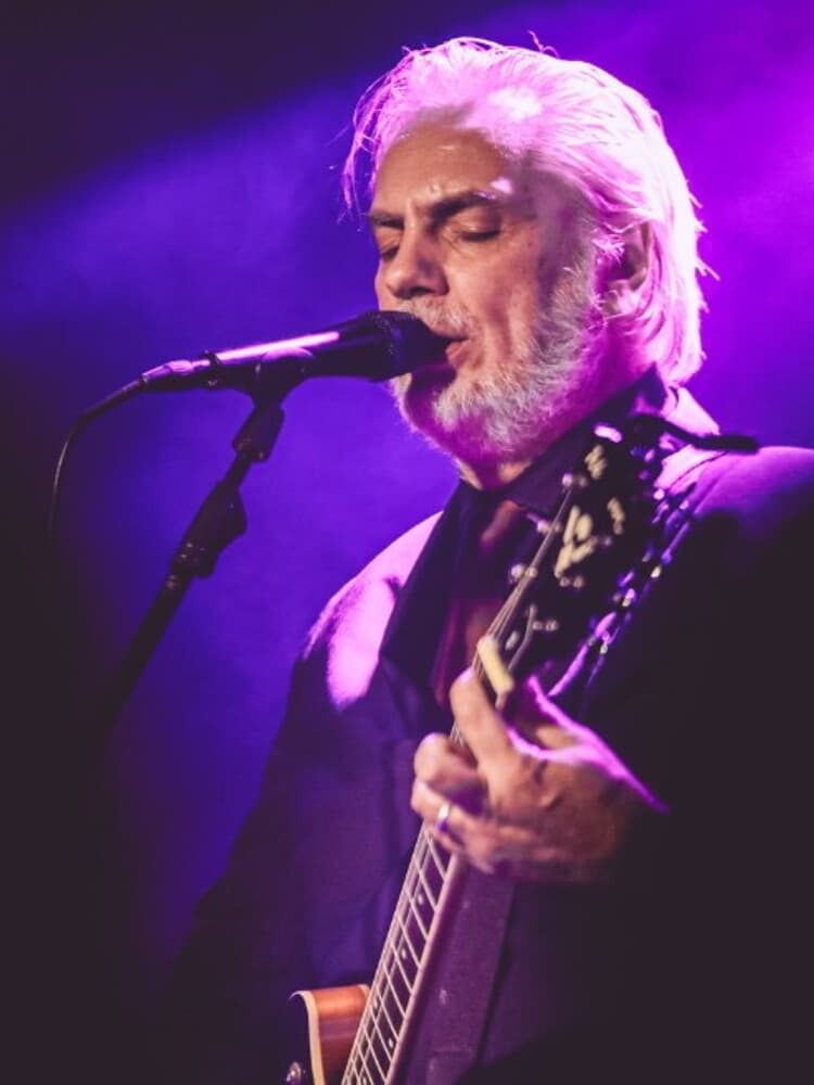 È morto Paolo Benvegnù, aveva 59 anni. Ieri l'ultima esibizione in Rai