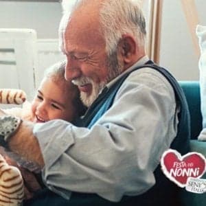 "Nonno ricordati di prendere sempre le medicine", al via campagna con Lino Banfi