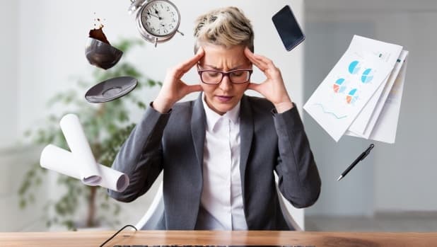 Stress, 7 modi insoliti per staccare davvero: dalla noia alla scrittura a mano
