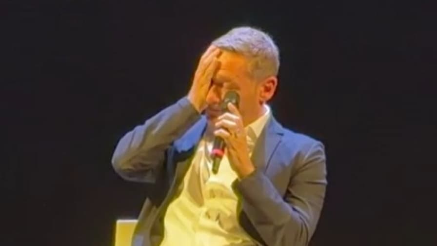 Presentazione libro Totti, Francesco parla del padre e non trattiene le lacrime