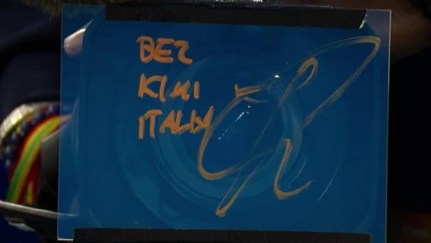Jannik, dedica a Bezzecchi e Antonelli dopo il trionfo a Miami: "Bez Kimi Italy"