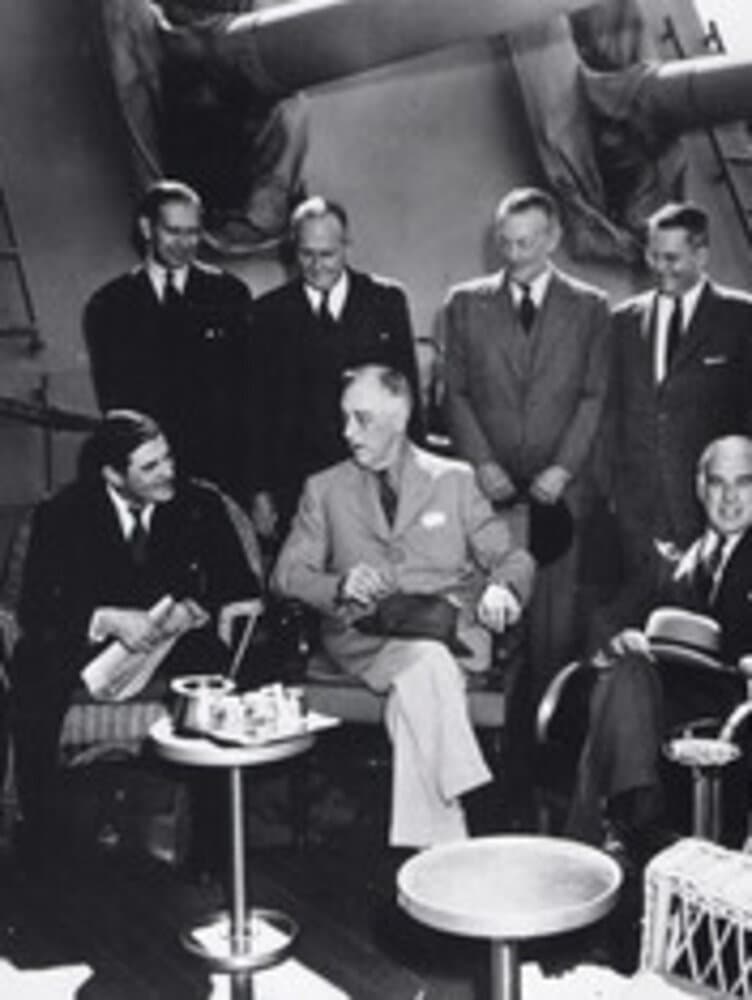 Per la morte di Roosevelt il brindisi nel bunker di Hitler   
