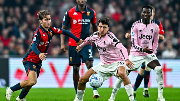 Genoa-Juventus, le pagelle: Baldanzi prezioso, 7. Kalulu 4, non ne azzecca una