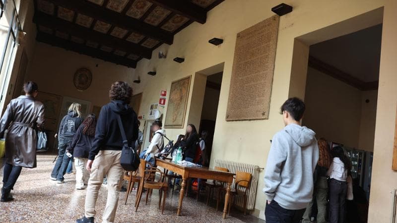 Scuola, il governo commissaria quattro Regioni: “Non hanno approvato i piani di dimensionamento”
