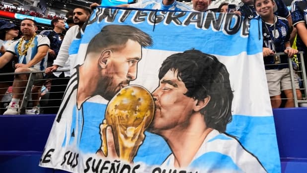 Messi vale D10s? Paragone inutile. Ma a ogni partita Leo è sempre meno umano