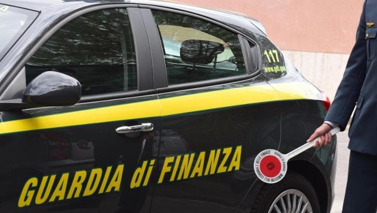 Tre indagati e sequestri per 6 milioni per bancarotta fraudolenta a ex società di commercio caffè