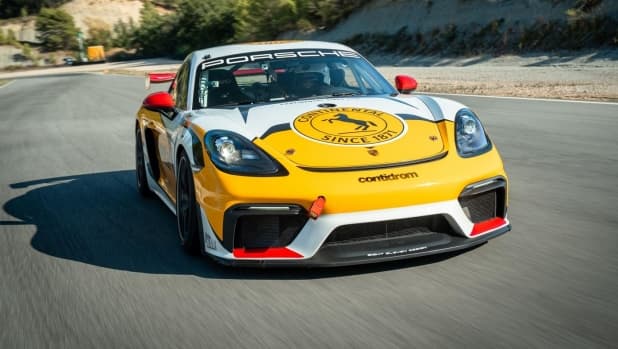 Continental Uhp alla prova: al top su pista, strada e off-road