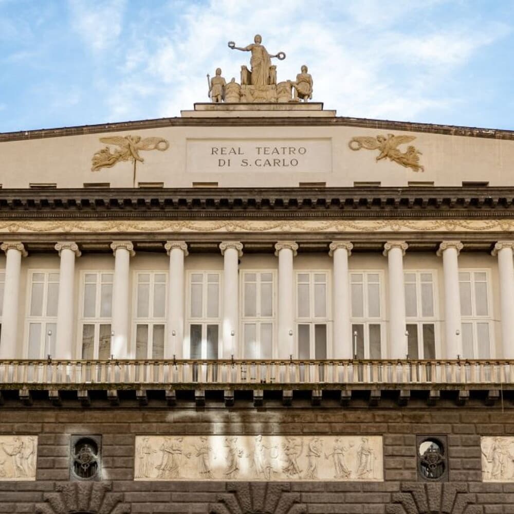 Lirica, a Napoli il San Carlo festeggia 290 anni con undici opere