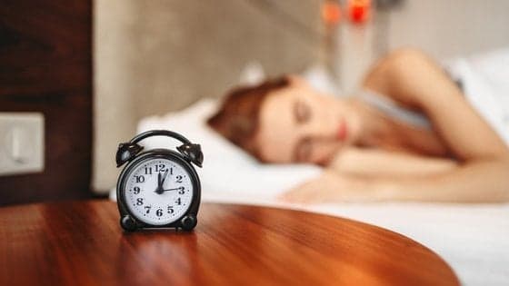Torna l'ora solare. Ecco come contrastare l'effetto jet lag