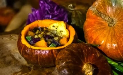 Cambusa: “Cavolo che zuppa”, i benefici dell’orto e dei legumi nella ricetta della chef Alessandra Ingegnetti