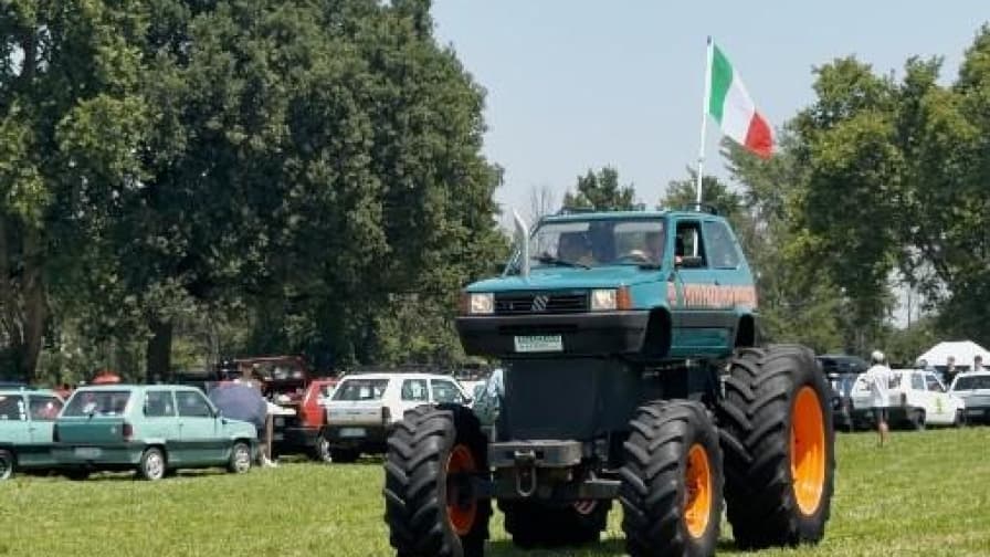 Una Panda Monster Truck, tutte le versioni folli dell'utilitaria a Pandino
