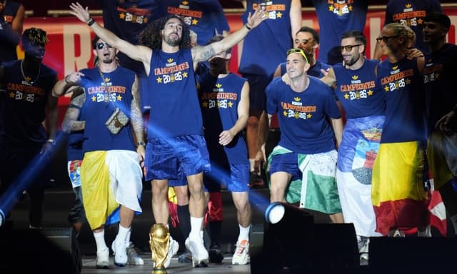 La Spagna vince il Mondiale, un campione rinuncia al premio e resta anonimo: c’è un precedente