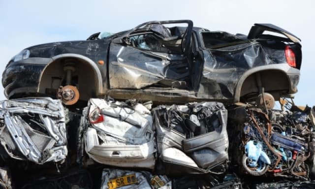 Auto da rottamare: sono una miniera? Cosa succede in Italia e in Europa