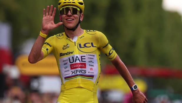 Tour, la classifica finale: Pogacar trionfa con 6'26" su Evenepoel. Sul podio anche Del Toro a 9'42"