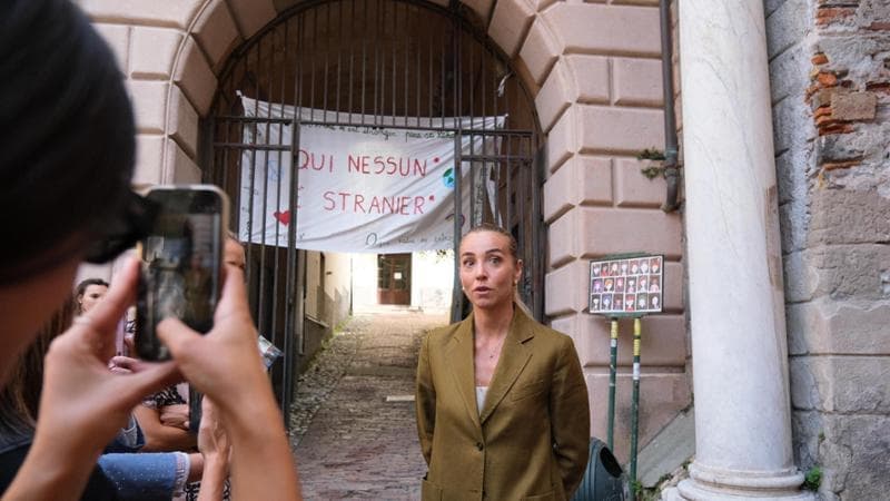 Scuola, il decreto atteso al Colle: slitta la firma. E nelle classi è già protesta