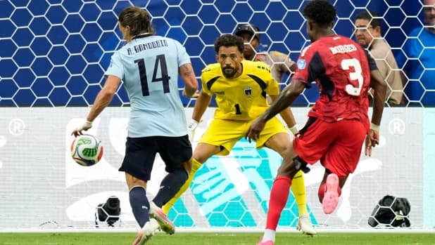 LIVE Uruguay-Capo Verde 2-1 al 45': Araujo e Canobbio rimontano nel recupero il vantaggio di Pina