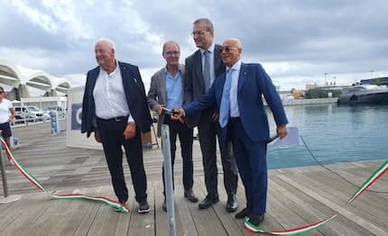 Brindisi inaugurale per la nuova banchina F di Marina Fiera Genova