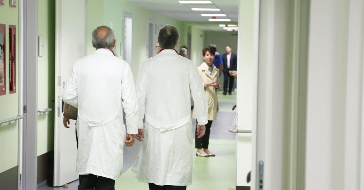 Scudo penale dei medici «freezato»:  i camici bianchi promettono battaglia