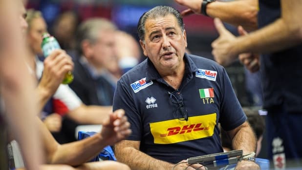 Italvolley, De Giorgi resta? Manfredi: "Non c'è bisogno di cambiare ct". Ma c'è già l'alternativa
