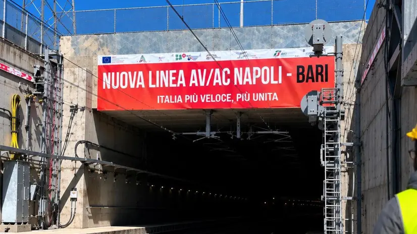 Indagine sui lavori della Tav Napoli-Bari: 20 arresti per presunte tangenti e sfruttamento lavorativo