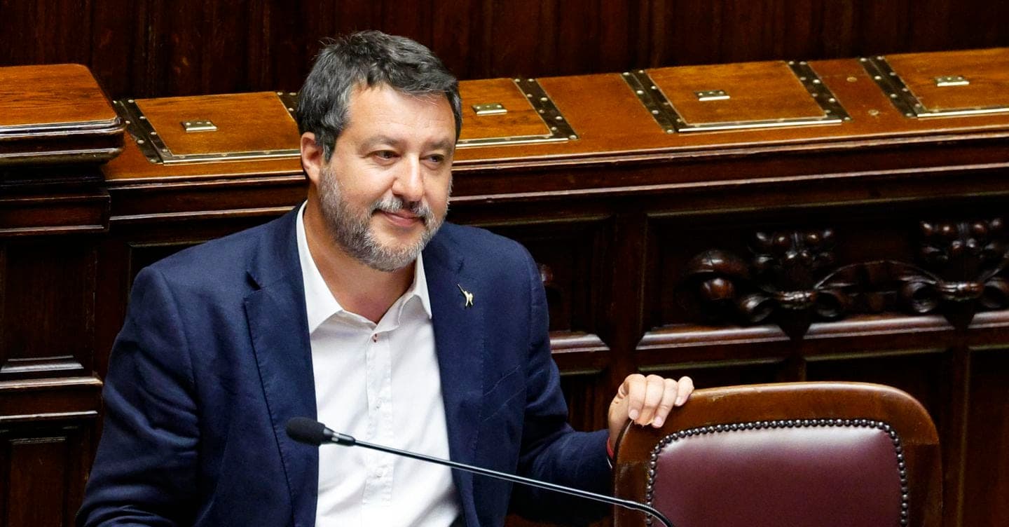 Alt di Salvini alla svolta federalista chiesta da Zaia