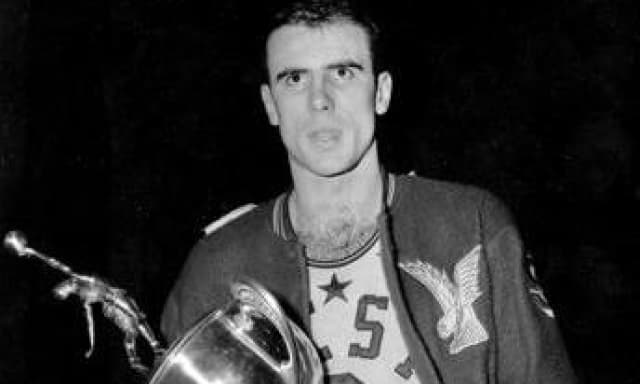 Nba, addio a Bob Pettit: è stato il primo Mvp della storia
