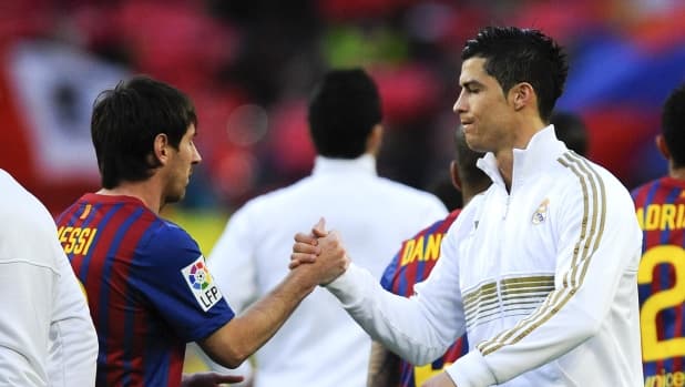 Mou ricorda il Clasico di CR7 e Messi: “Il mondo si fermava per guardarli”