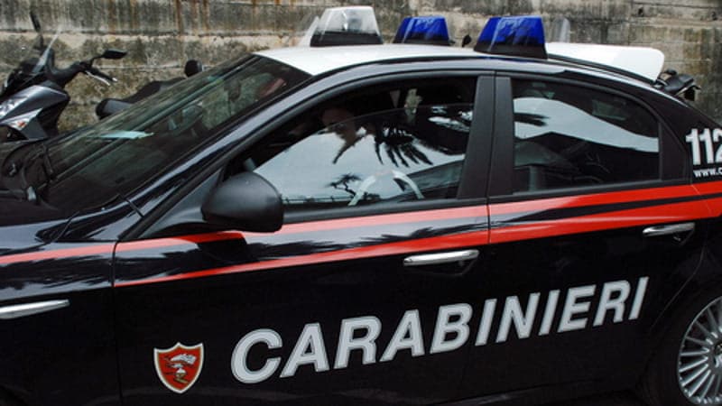 Due gemelli adolescenti aggrediti per ore dal branco in un campo di soia in provincia di Treviso