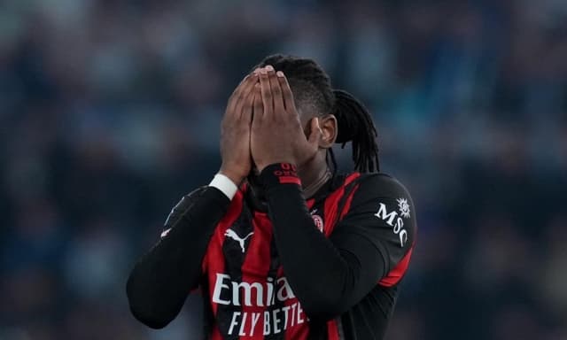 Incontro interlocutorio Milan-Fenerbahçe per Leao. Ecco che cosa si sono detti