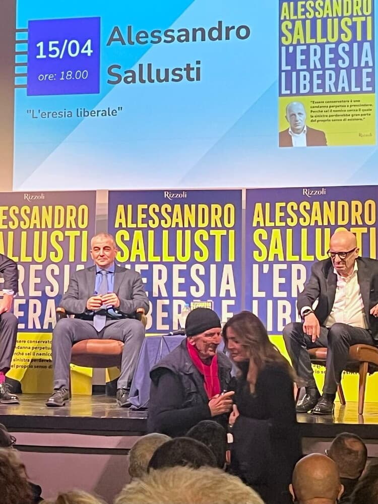 Dall'eresia liberale al coraggio del conservatorismo, Fazzolari presenta il libro di Sallusti