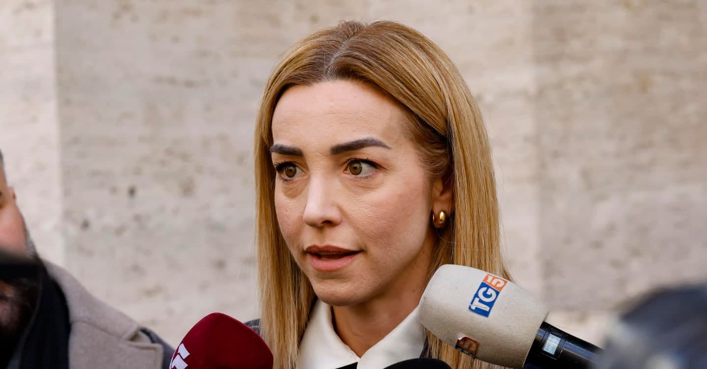 Genova, la sindaca Salis: risarcimenti per insulti social ai centri antiviolenza