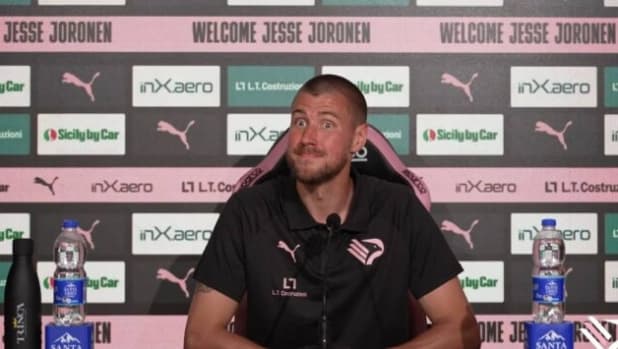 Palermo, felicità Joronen: "Ho rinnovato, darò tutto me stesso per questa meravigliosa città"
