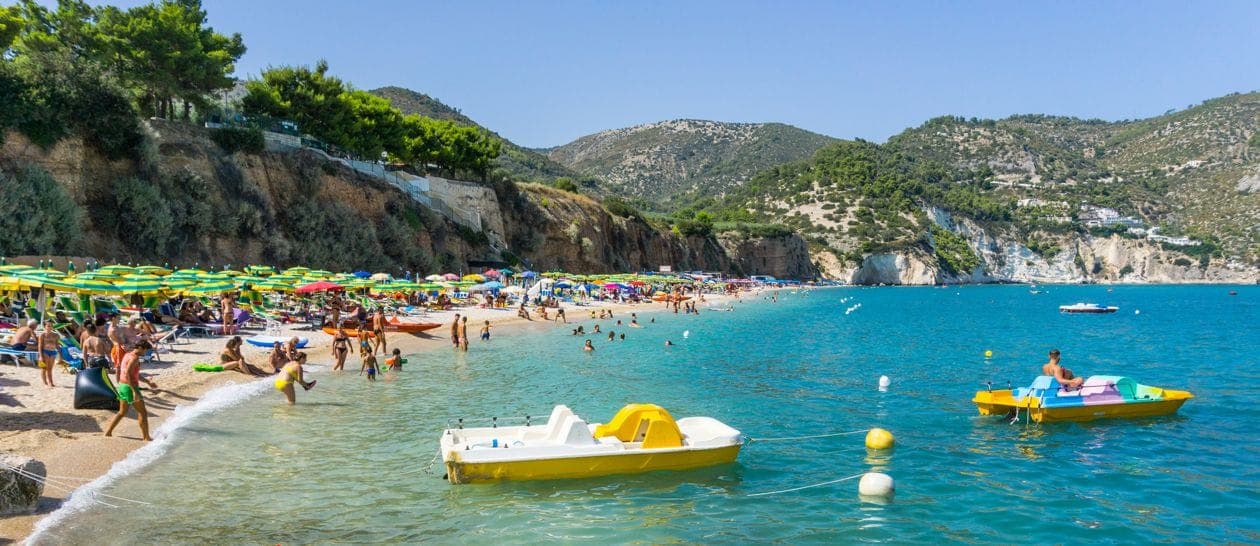 Fare il bagno al mare fa bene alle ossa? Ecco cosa dice la scienza