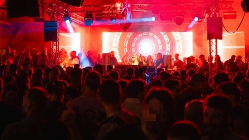 Sparatoria in Svizzera: cos’è l’Aarauer rave party, storico festival nel verde