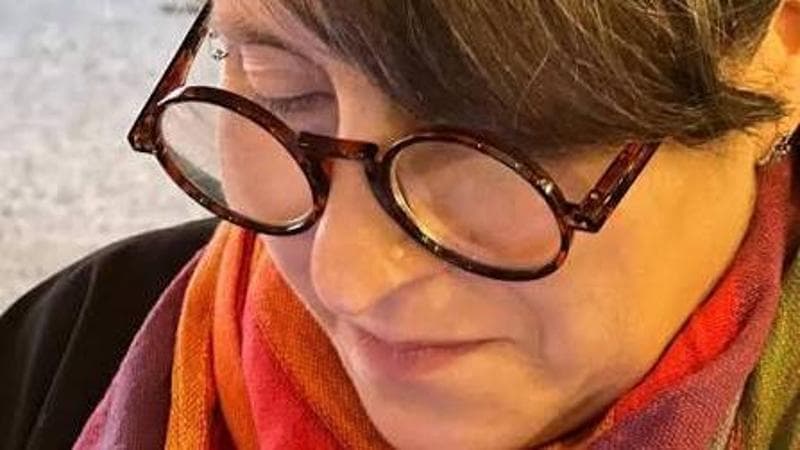 Scontri in piazza. “Mio figlio ha sul braccio il numero dell’avvocato”