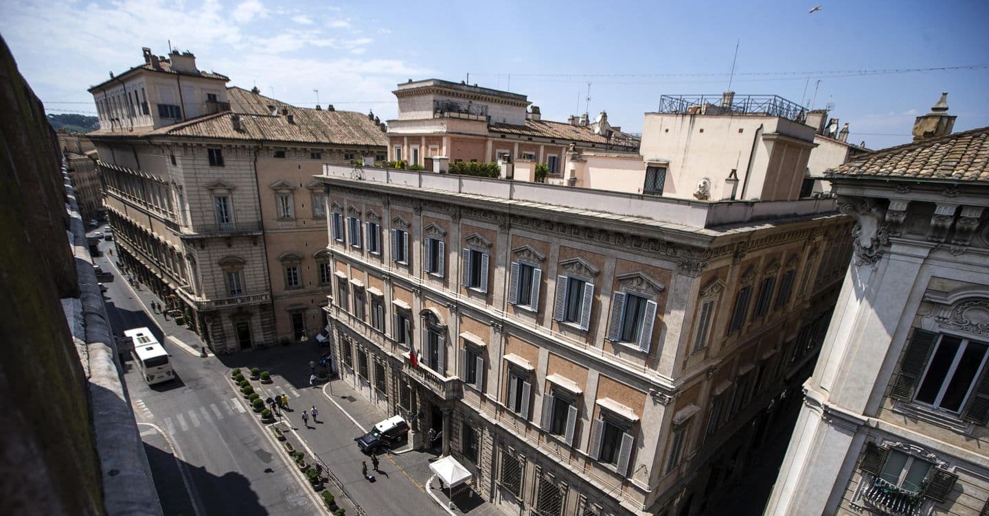 Roma, allarmi bomba nella sede di Fdi e a Palazzo Grazioli
