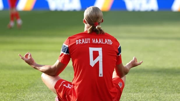 Iraq-Norvegia, le pagelle: Hassan regala un gol, 4. Haaland show, 7,5